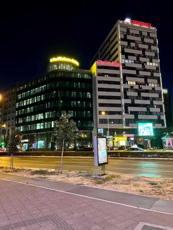 Prestige Lux Apartment Novi Sad Eksteriør billede